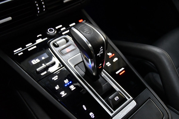 Porsche Cayenne 3.0 E-Hybrid, Bomvol opties. Panoramadak, Softclose, Bose soundsystem