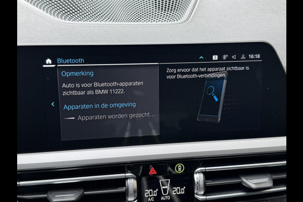 BMW 3 Serie Touring 320e High Executive Automaat | Trekhaak elektrisch | Navigatiesysteem | Laser LED | Draadloze telefoonlader | Apple CarP