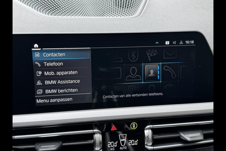BMW 3 Serie Touring 320e High Executive Automaat | Trekhaak elektrisch | Navigatiesysteem | Laser LED | Draadloze telefoonlader | Apple CarP