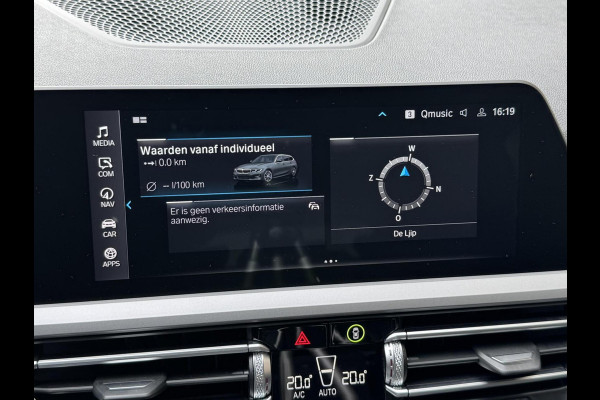 BMW 3 Serie Touring 320e High Executive Automaat | Trekhaak elektrisch | Navigatiesysteem | Laser LED | Draadloze telefoonlader | Apple CarP
