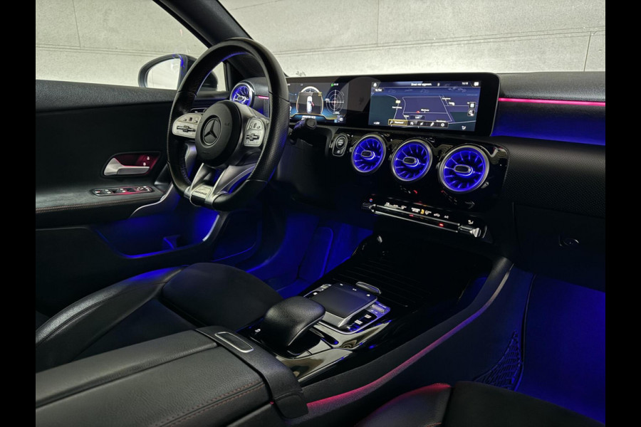 Mercedes-Benz A-Klasse AMG 35 4MATIC Pano Sfeer Akrapovič Camera