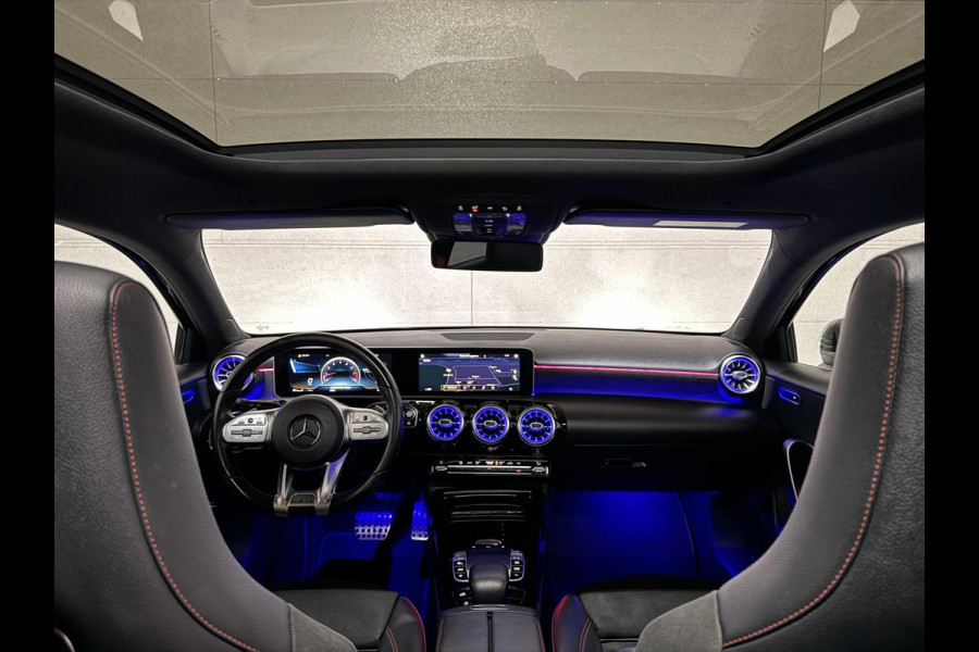 Mercedes-Benz A-Klasse AMG 35 4MATIC Pano Sfeer Akrapovič Camera