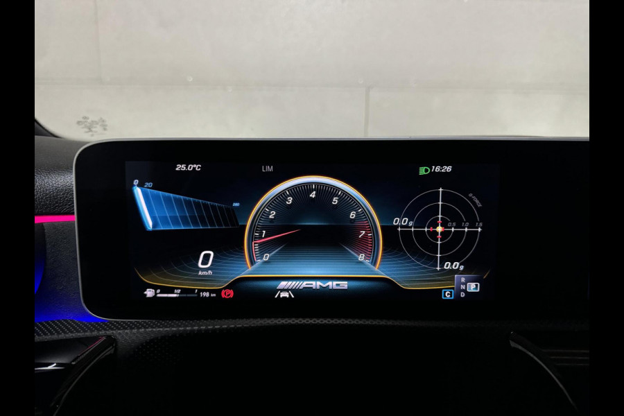 Mercedes-Benz A-Klasse AMG 35 4MATIC Pano Sfeer Akrapovič Camera