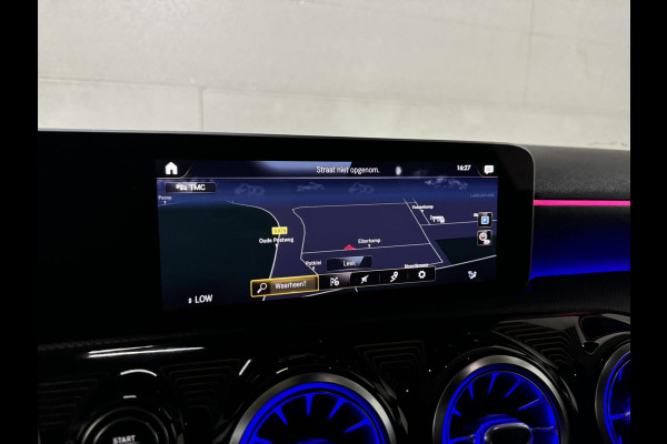 Mercedes-Benz A-Klasse AMG 35 4MATIC Pano Sfeer Akrapovič Camera
