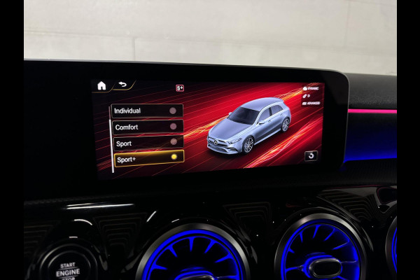 Mercedes-Benz A-Klasse AMG 35 4MATIC Pano Sfeer Akrapovič Camera