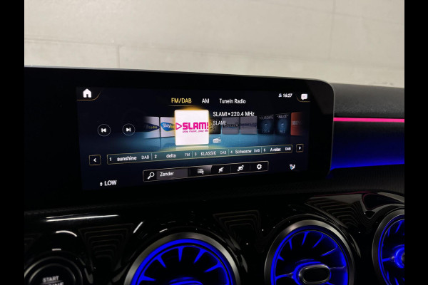 Mercedes-Benz A-Klasse AMG 35 4MATIC Pano Sfeer Akrapovič Camera