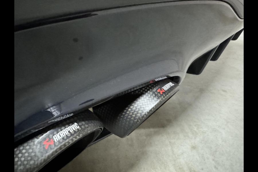 Mercedes-Benz A-Klasse AMG 35 4MATIC Pano Sfeer Akrapovič Camera