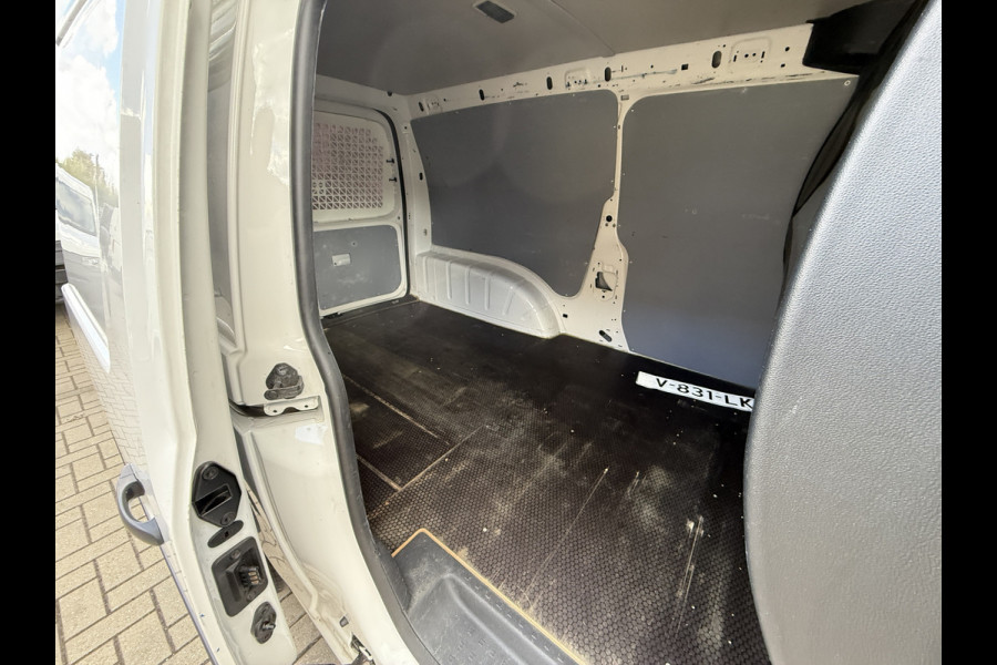 Volkswagen Caddy 2.0 TDI L2H1 EURO 6 BMT Maxi Apple&android carplay Trekhaak/leer/cruise control