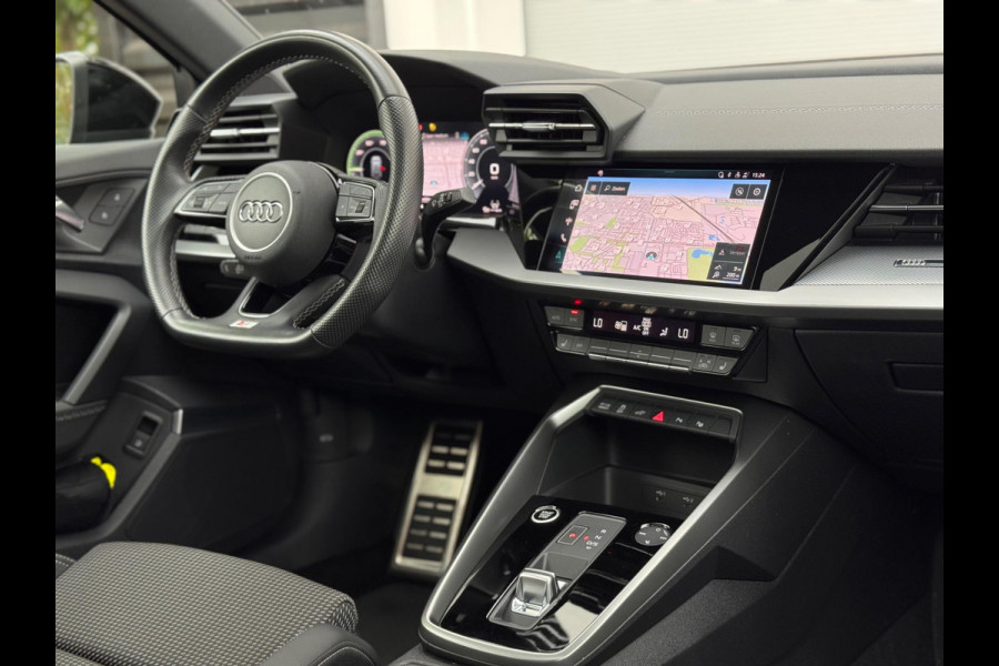 Audi A3 Sportback 45 TFSI e S edition Competition Carbon/Pano/B&O