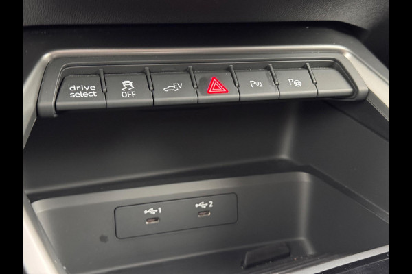 Audi A3 Sportback 45 TFSI e S edition Competition Carbon/Pano/B&O
