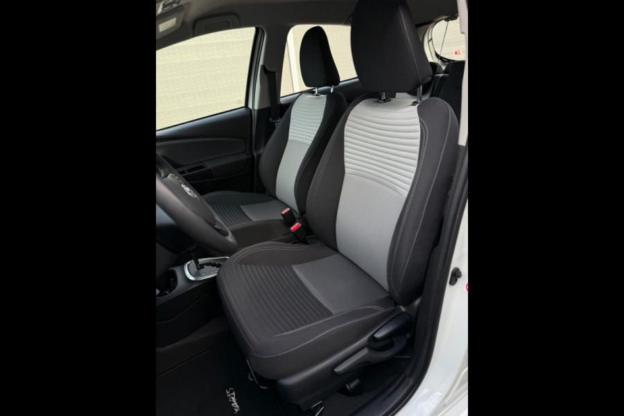 Toyota Yaris 1.5 Hybrid Dynamic Camera