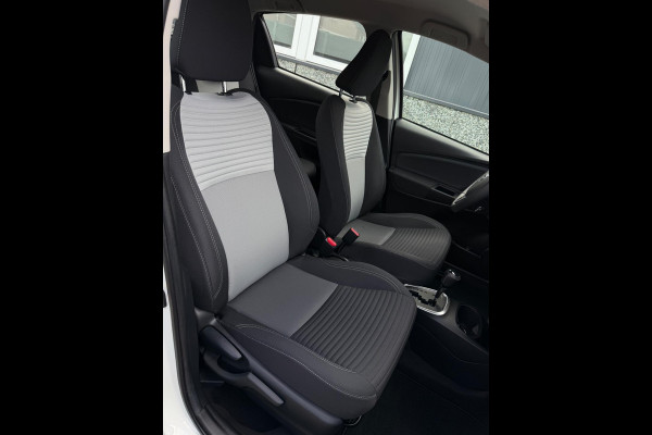 Toyota Yaris 1.5 Hybrid Dynamic Camera