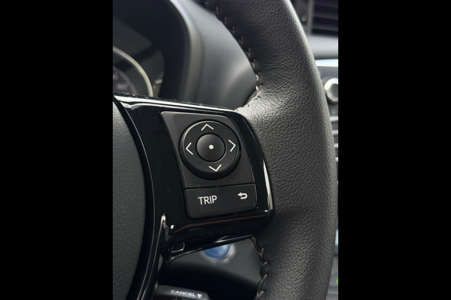 Toyota Yaris 1.5 Hybrid Dynamic Camera
