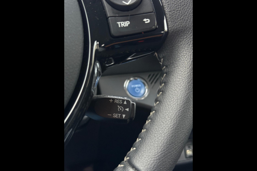 Toyota Yaris 1.5 Hybrid Dynamic Camera