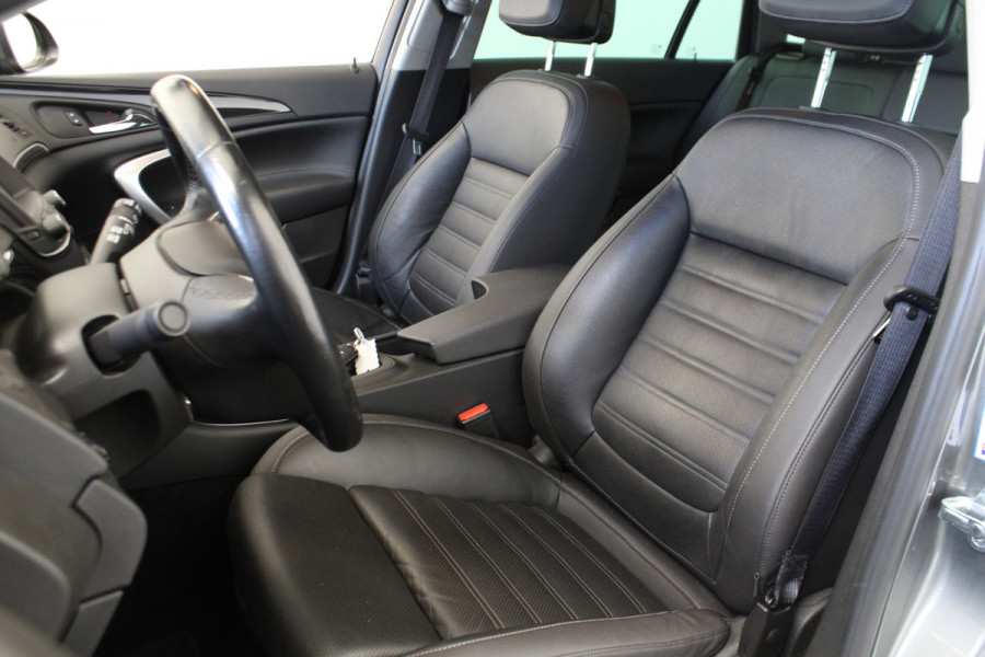 Opel Insignia Sports Tourer 2.0 T Cosmo 4x4 |Stoel\stuur verwarming|Leder|