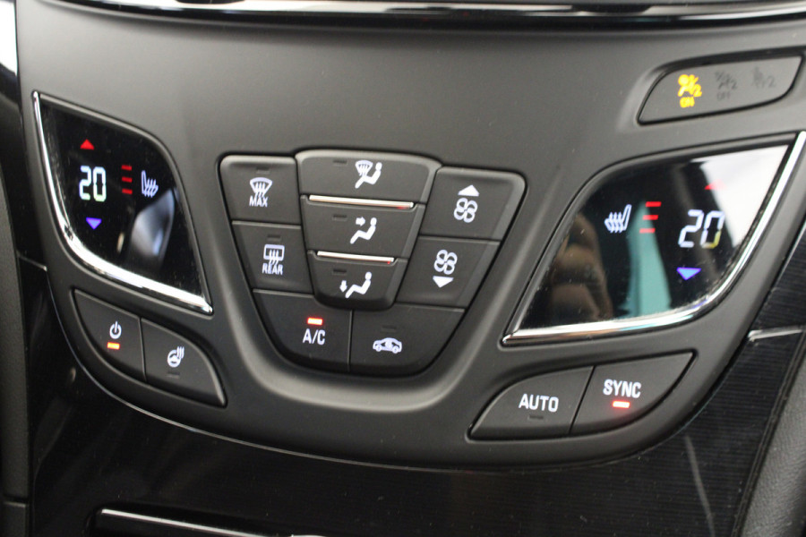 Opel Insignia Sports Tourer 2.0 T Cosmo 4x4 |Stoel\stuur verwarming|Leder|