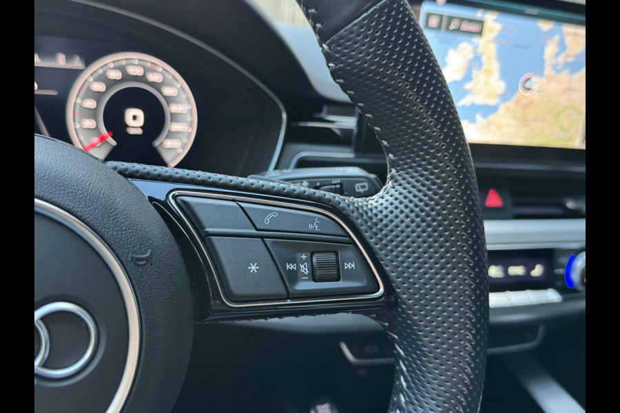 Audi A4 Avant 35 TFSI S-line Automaat | Quantumgrijs | LED | Getint glas | Afgevlakt stuurwiel | Navigatiesysteem | Apple CarPlay | Clim