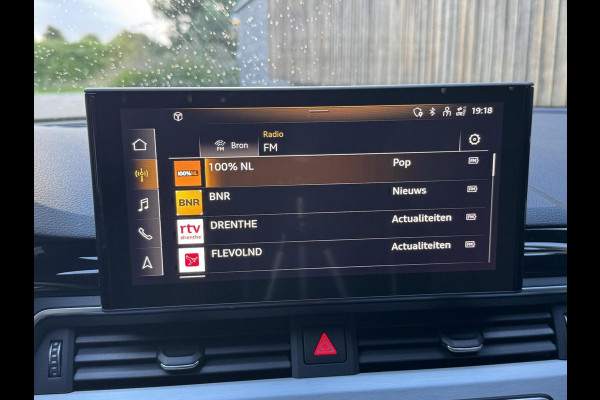 Audi A4 Avant 35 TFSI S-line Automaat | Quantumgrijs | LED | Getint glas | Afgevlakt stuurwiel | Navigatiesysteem | Apple CarPlay | Clim