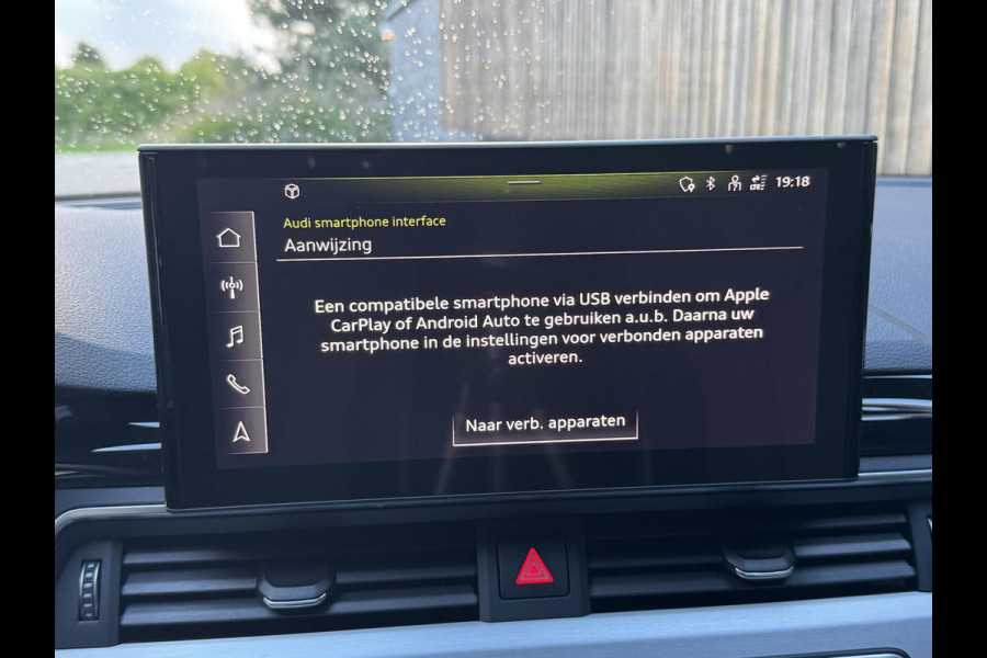 Audi A4 Avant 35 TFSI S-line Automaat | Quantumgrijs | LED | Getint glas | Afgevlakt stuurwiel | Navigatiesysteem | Apple CarPlay | Clim
