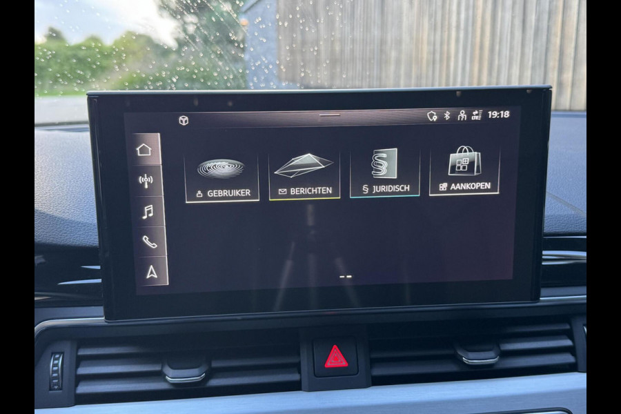 Audi A4 Avant 35 TFSI S-line Automaat | Quantumgrijs | LED | Getint glas | Afgevlakt stuurwiel | Navigatiesysteem | Apple CarPlay | Clim