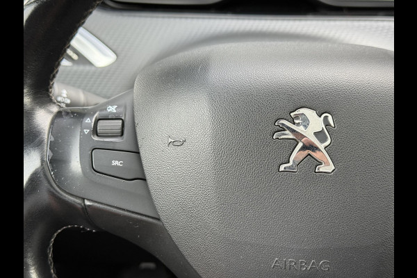Peugeot 2008 1.2 PureTech Allure Pano,110pk,Navi,Halfleder,Clima,Cruise,Lm velgen,Pdc,Apk tot 09-2026