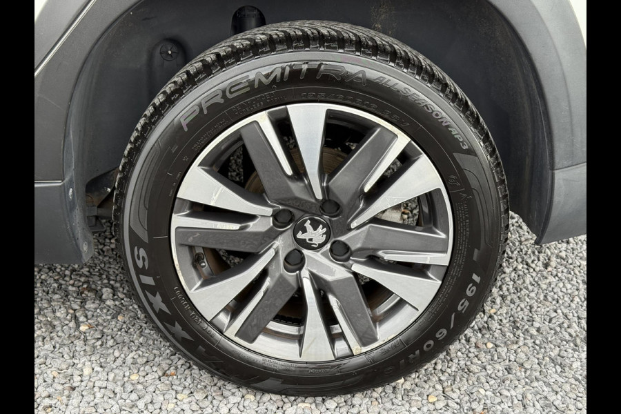 Peugeot 2008 1.2 PureTech Allure Pano,110pk,Navi,Halfleder,Clima,Cruise,Lm velgen,Pdc,Apk tot 09-2026
