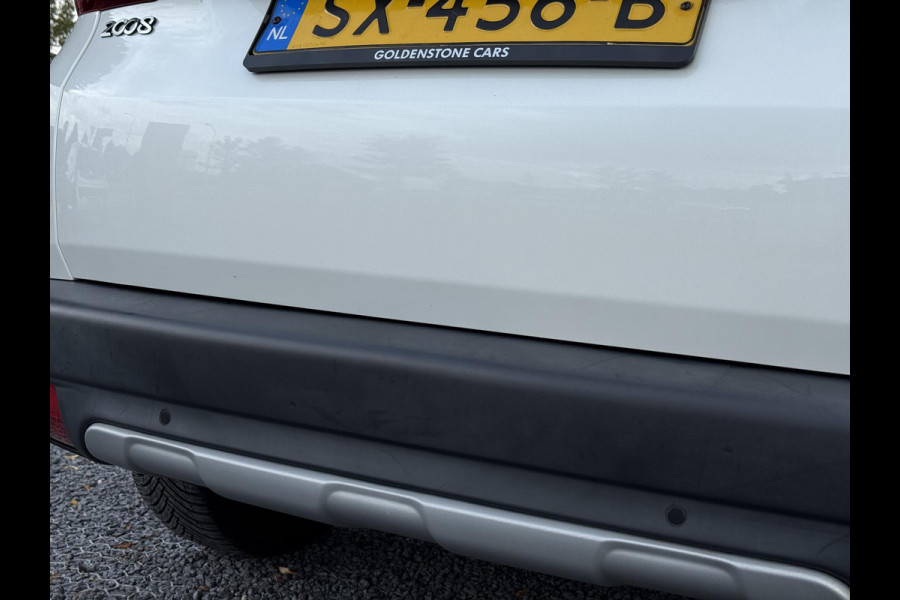 Peugeot 2008 1.2 PureTech Allure Pano,110pk,Navi,Halfleder,Clima,Cruise,Lm velgen,Pdc,Apk tot 09-2026