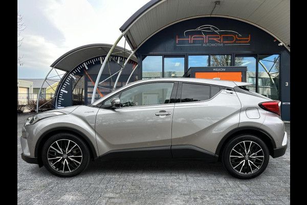 Toyota C-HR 1.8 Hybrid Executive 1e EIGENAAR 100% Dealer onderhouden Rijklaarprijs! Toyota C-HR 1.8 Hybrid Executive 1e EIGENAAR 100% Dealer onderhouden Rijklaarprijs!