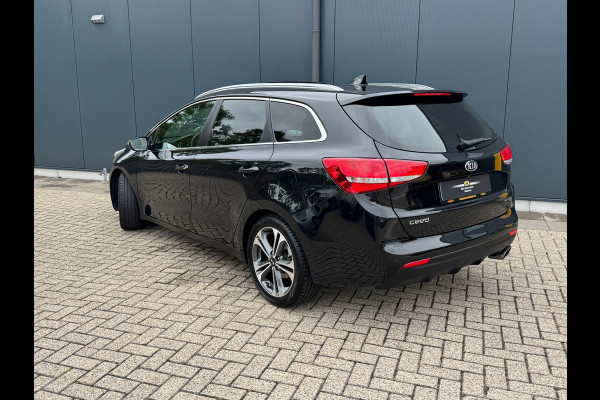 Kia cee'd Sportswagon 1.0 T-GDi GT-Line * Panoramadak * Stoelverwarming * Camera *