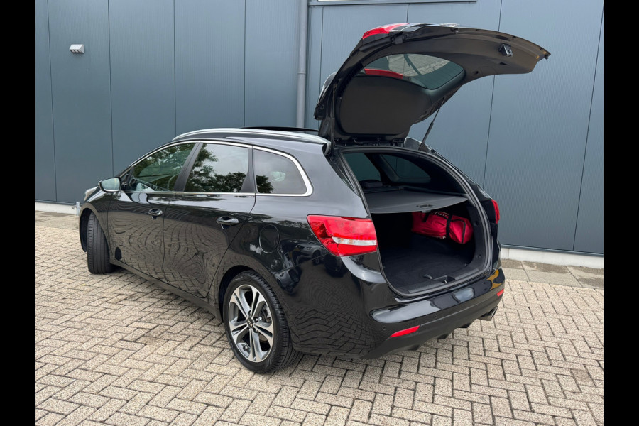 Kia cee'd Sportswagon 1.0 T-GDi GT-Line * Panoramadak * Stoelverwarming * Camera *