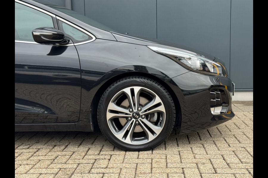 Kia cee'd Sportswagon 1.0 T-GDi GT-Line * Panoramadak * Stoelverwarming * Camera *