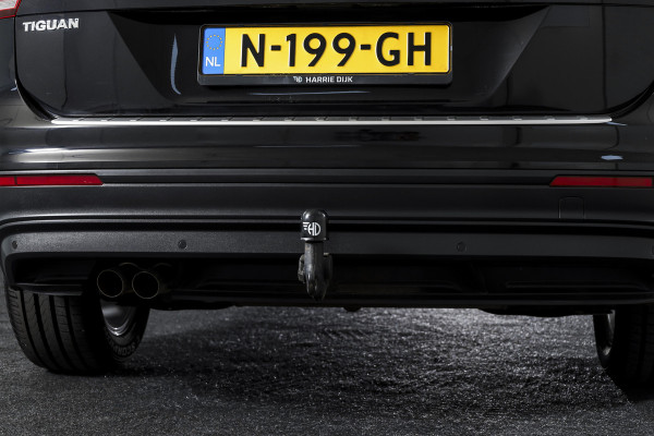 Volkswagen Tiguan 1.5 TSI ACT Comfortline 150 PK - Automaat | Adapt. Cruise | Stoelverwarming | PDC | NAV | ECC | Elek. Trekhaak | LM 18" |