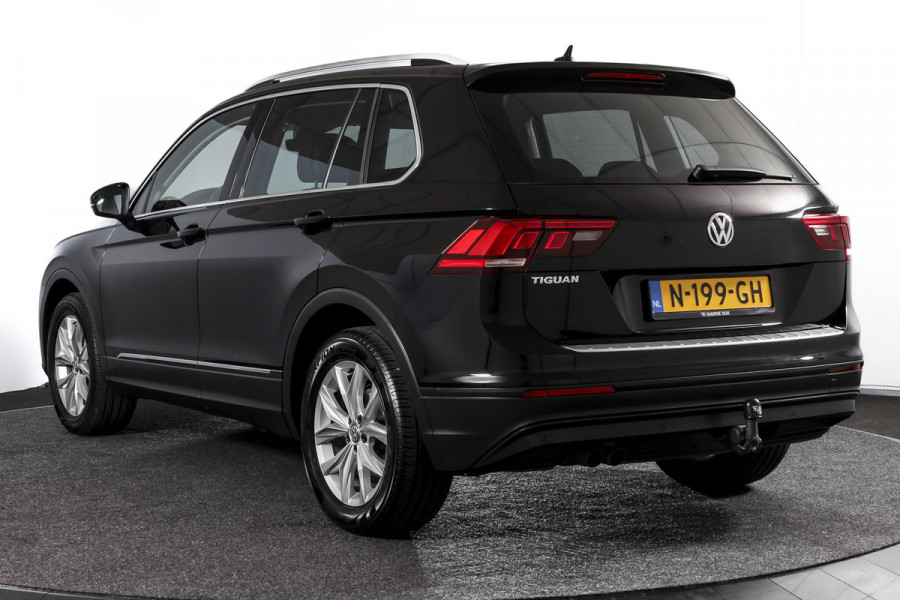 Volkswagen Tiguan 1.5 TSI ACT Comfortline 150 PK - Automaat | Adapt. Cruise | Stoelverwarming | PDC | NAV | ECC | Elek. Trekhaak | LM 18" |