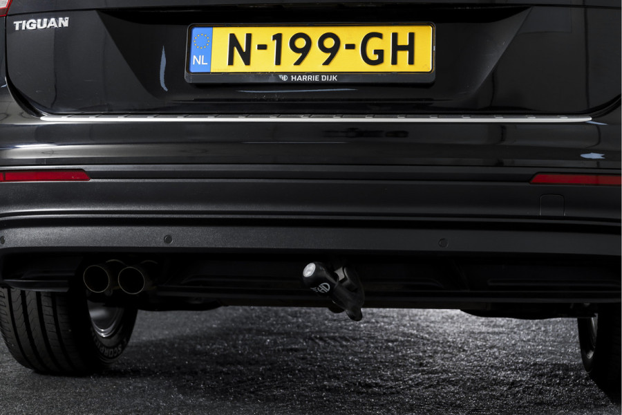 Volkswagen Tiguan 1.5 TSI ACT Comfortline 150 PK - Automaat | Adapt. Cruise | Stoelverwarming | PDC | NAV | ECC | Elek. Trekhaak | LM 18" |