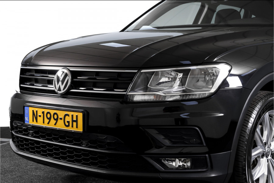 Volkswagen Tiguan 1.5 TSI ACT Comfortline 150 PK - Automaat | Adapt. Cruise | Stoelverwarming | PDC | NAV | ECC | Elek. Trekhaak | LM 18" |