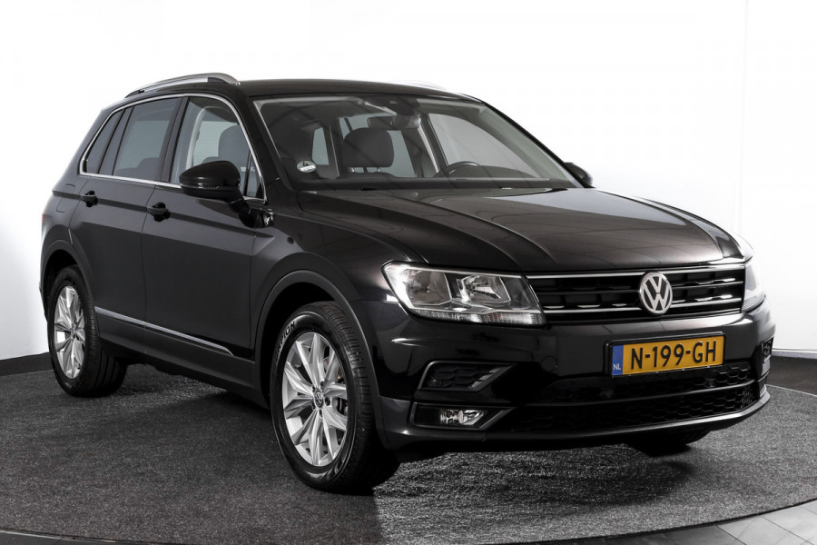Volkswagen Tiguan 1.5 TSI ACT Comfortline 150 PK - Automaat | Adapt. Cruise | Stoelverwarming | PDC | NAV | ECC | Elek. Trekhaak | LM 18" |
