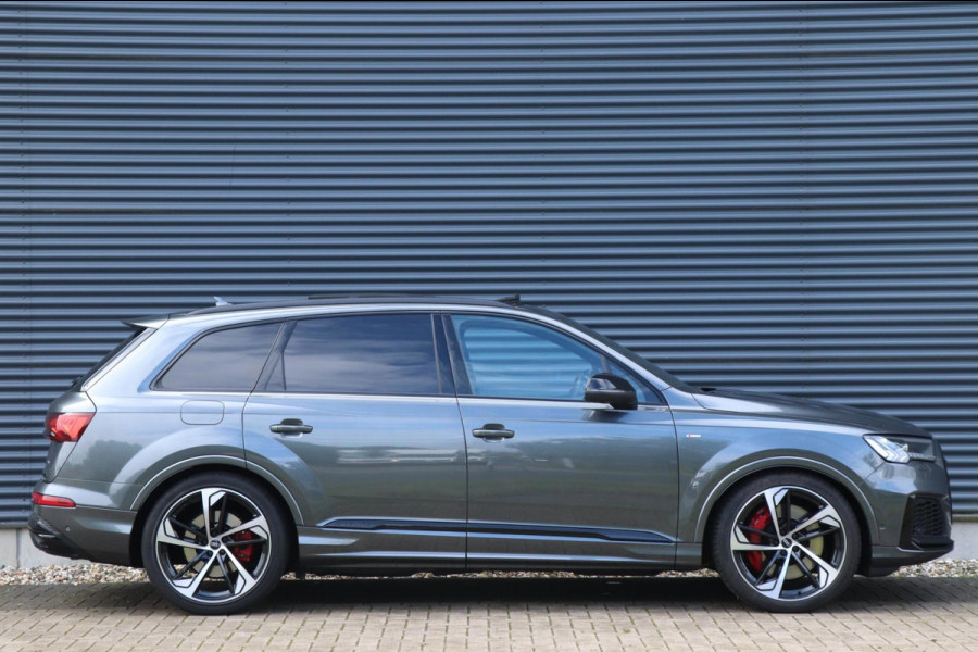 Audi Q7 60 TFSI e quattro Competition | HUD - PANO - RS ZIT - VOL!
