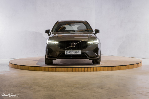 Volvo XC60 2.0 T8 Plug-in hybrid AWD R-Design | Long Range | Zwenkbare trekhaak | Luchtvering | Bowers&Wilkins | Adaptieve cruise | Panoram