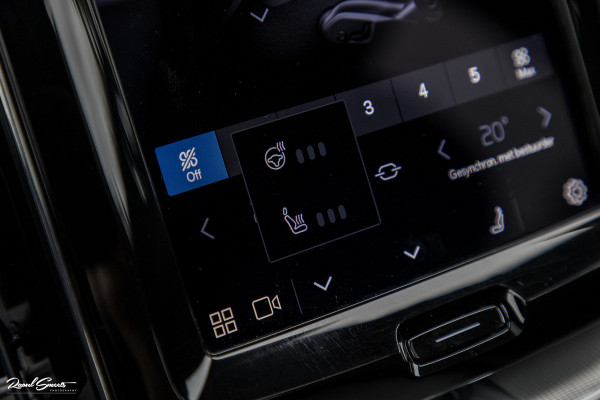 Volvo XC60 2.0 T8 Plug-in hybrid AWD R-Design | Long Range | Zwenkbare trekhaak | Luchtvering | Bowers&Wilkins | Adaptieve cruise | Panoram
