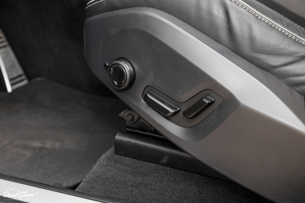 Volvo XC60 2.0 T8 Plug-in hybrid AWD R-Design | Long Range | Zwenkbare trekhaak | Luchtvering | Bowers&Wilkins | Adaptieve cruise | Panoram
