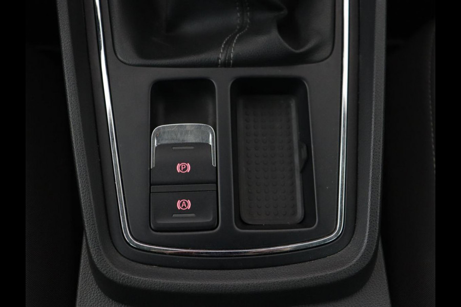 Seat Leon 1.0 EcoTSI Style Business | Carplay | Trekhaak | Navigatie | Parkeerhulp | Climate control | Cruise control | Bluetooth