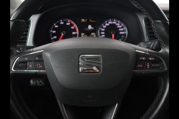 Seat Leon 1.0 EcoTSI Style Business | Carplay | Trekhaak | Navigatie | Parkeerhulp | Climate control | Cruise control | Bluetooth