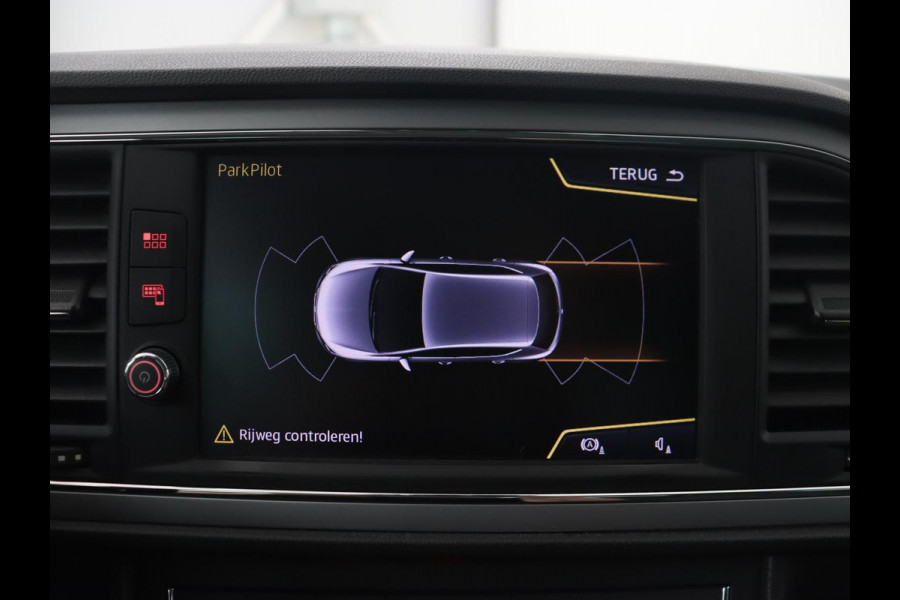 Seat Leon 1.0 EcoTSI Style Business | Carplay | Trekhaak | Navigatie | Parkeerhulp | Climate control | Cruise control | Bluetooth