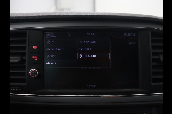 Seat Leon 1.0 EcoTSI Style Business | Carplay | Trekhaak | Navigatie | Parkeerhulp | Climate control | Cruise control | Bluetooth
