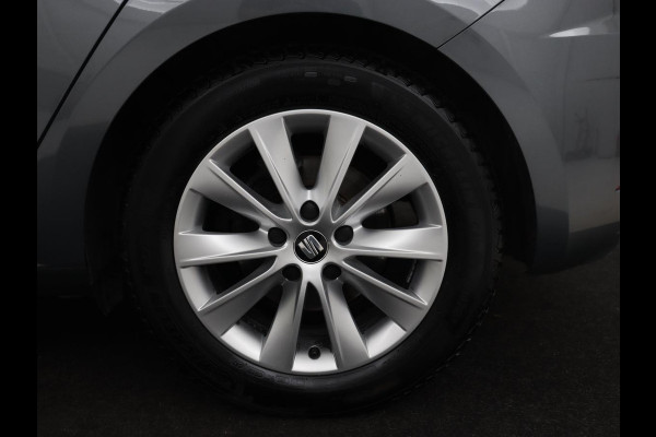 Seat Leon 1.0 EcoTSI Style Business | Carplay | Trekhaak | Navigatie | Parkeerhulp | Climate control | Cruise control | Bluetooth