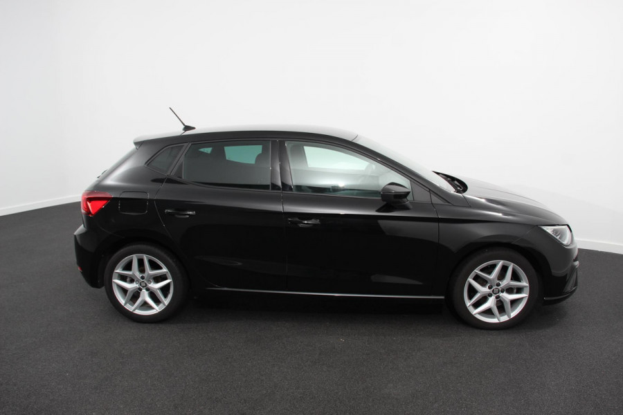 Seat Ibiza 1.0 TSI 110pk DSG FR | Navigatie | Apple Carplay / Android Auto | Climate Control | Adaptive Cruise Control |  Stoelverwarming | Privacy Glass | Lichtmetalen Velgen | Seat Ibiza 1.0 TSI 110pk DSG FR | Navigatie | Apple Carplay / Android Auto | Climate Control | Adaptive Cruise Control |  Stoelverwarming | Privacy Glass | Lichtmetalen Velgen |