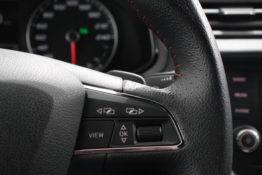 Seat Ibiza 1.0 TSI 110pk DSG FR | Navigatie | Apple Carplay / Android Auto | Climate Control | Adaptive Cruise Control |  Stoelverwarming | Privacy Glass | Lichtmetalen Velgen | Seat Ibiza 1.0 TSI 110pk DSG FR | Navigatie | Apple Carplay / Android Auto | Climate Control | Adaptive Cruise Control |  Stoelverwarming | Privacy Glass | Lichtmetalen Velgen |