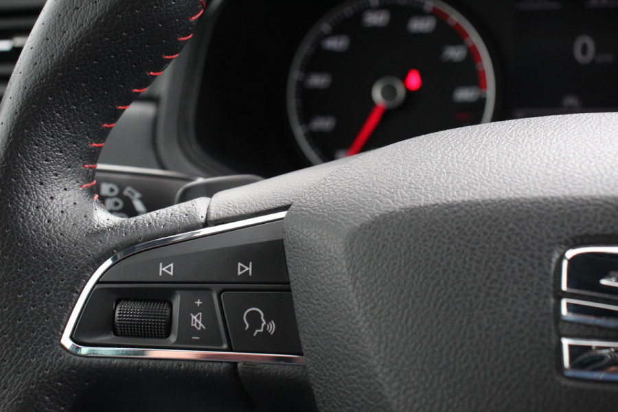 Seat Ibiza 1.0 TSI 110pk DSG FR | Navigatie | Apple Carplay / Android Auto | Climate Control | Adaptive Cruise Control |  Stoelverwarming | Privacy Glass | Lichtmetalen Velgen | Seat Ibiza 1.0 TSI 110pk DSG FR | Navigatie | Apple Carplay / Android Auto | Climate Control | Adaptive Cruise Control |  Stoelverwarming | Privacy Glass | Lichtmetalen Velgen |