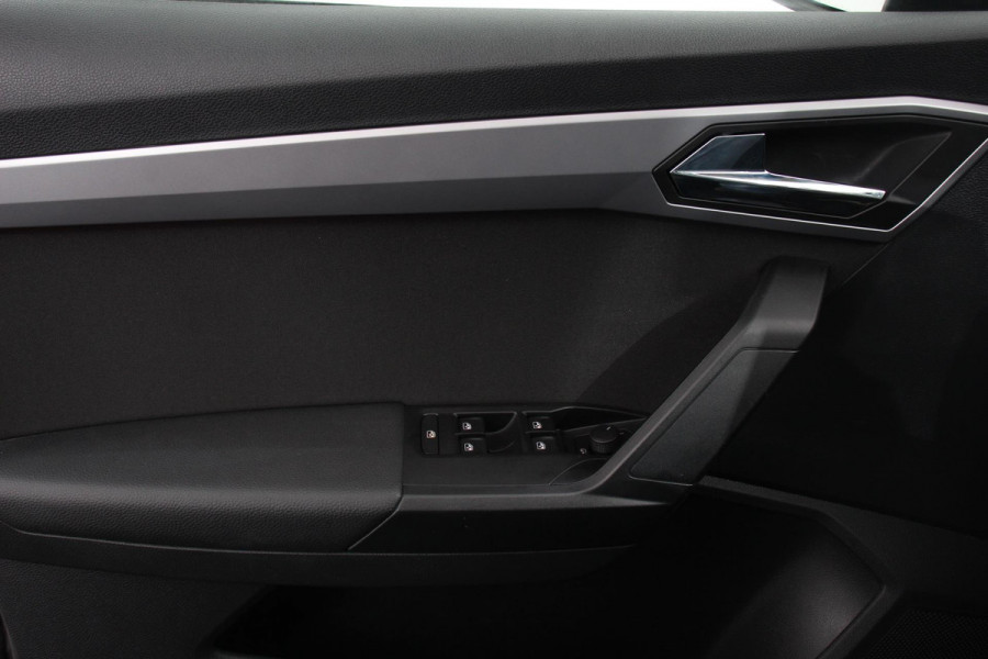 Seat Ibiza 1.0 TSI 110pk DSG FR | Navigatie | Apple Carplay / Android Auto | Climate Control | Adaptive Cruise Control |  Stoelverwarming | Privacy Glass | Lichtmetalen Velgen | Seat Ibiza 1.0 TSI 110pk DSG FR | Navigatie | Apple Carplay / Android Auto | Climate Control | Adaptive Cruise Control |  Stoelverwarming | Privacy Glass | Lichtmetalen Velgen |