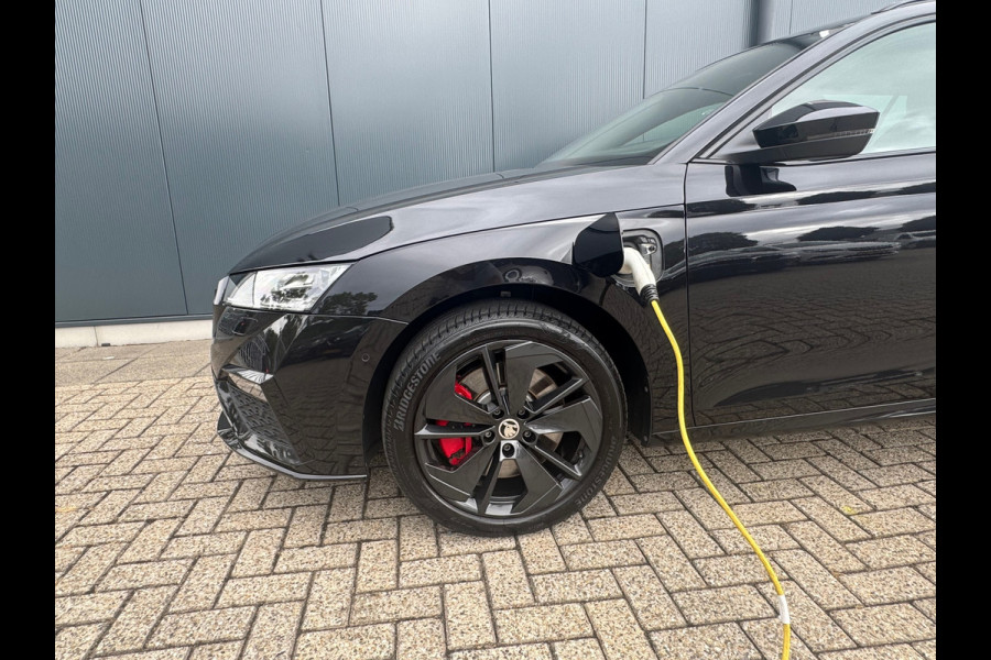 Škoda Octavia Combi 1.4 TSI RS iV * Adaptief Onderstel * Head-up Display * Stoelverwarming *